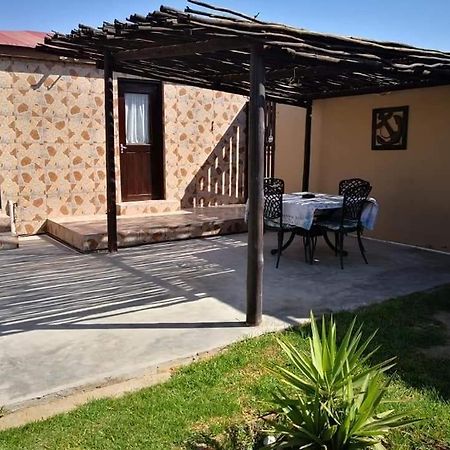 Skippers Backpackers Cc Walvis Bay Luaran gambar